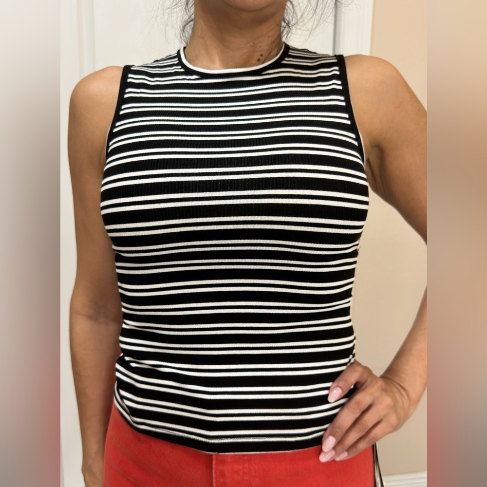 Wild Fable Monochrome Striped Sleeveless Top
